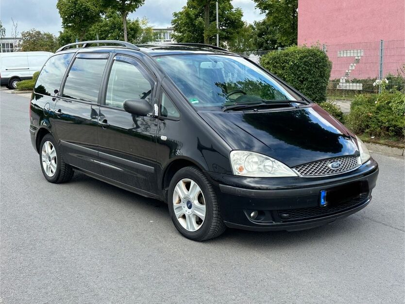 Ford Galaxy 235.000 km 2.490 € Neuss 41460