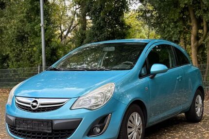Opel Corsa 185.000 km 2.400 &euro; Solingen 42651