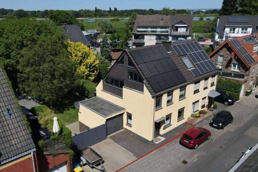 Haus zum Kaufen in Köln Worringen 595.000 € 144.28 m²