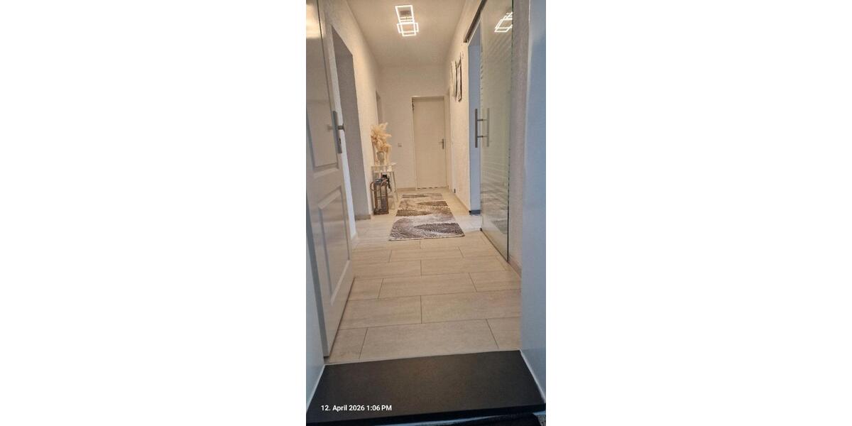 Etagenwohnung Siegburg - 4 Zimmer, 87 m&sup2;, 310.000&euro; | Angebot:26123090