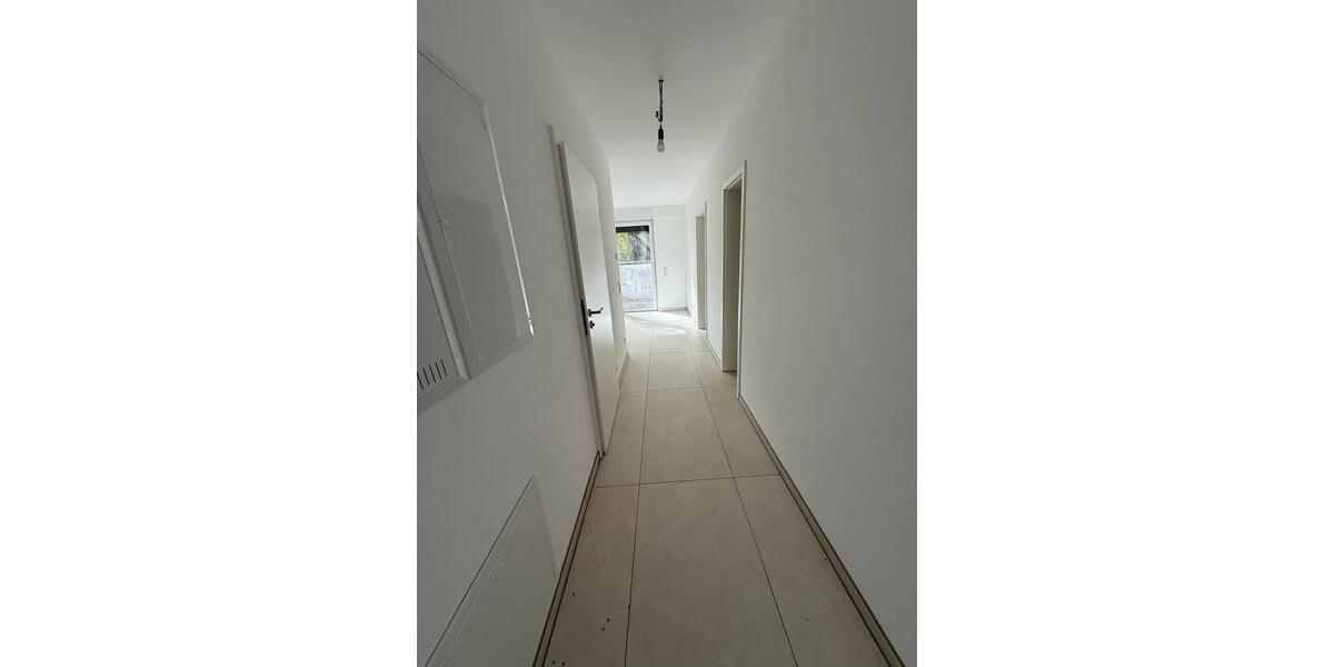 Erdgeschoßwohnung Köln Ehrenfeld - 3 Zimmer, 43 m&sup2;, 1.300&euro; | Angebot:27603854