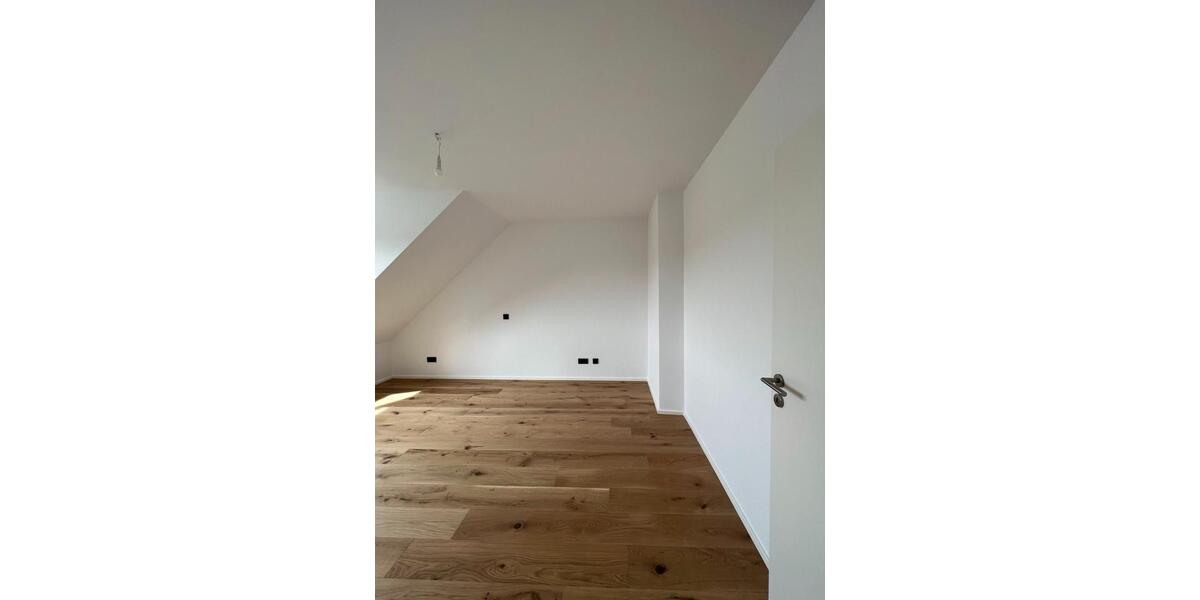 Dachgeschoßwohnung Frechen - 2 Zimmer, 72 m&sup2;, 329.000&euro; | Angebot:26924414