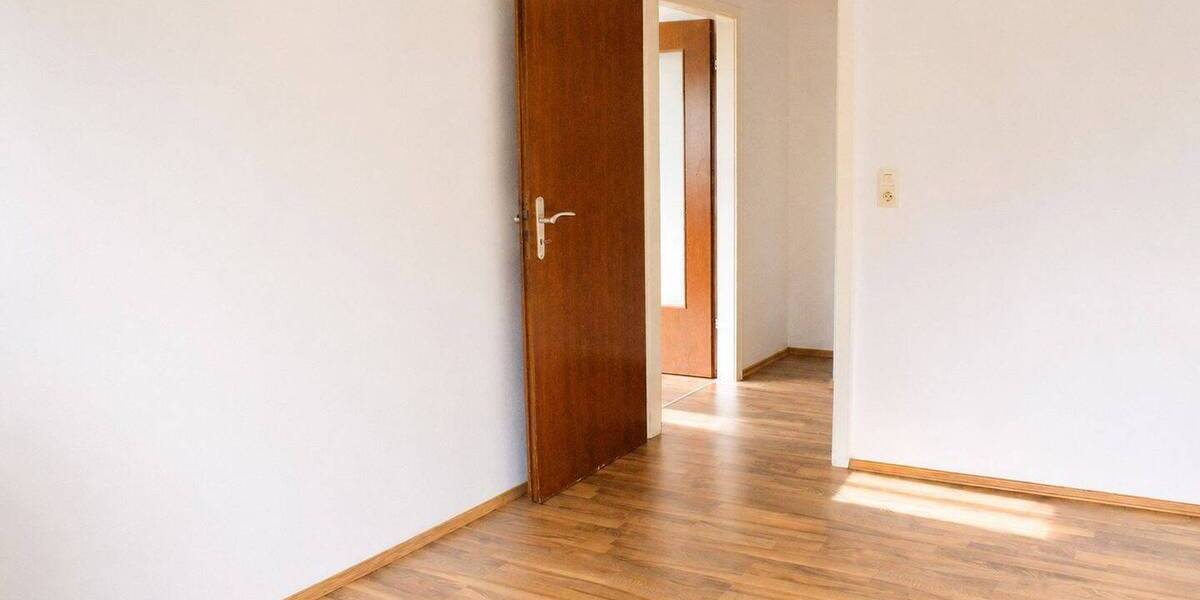 Etagenwohnung Köln Poll - 2 Zimmer, 41 m&sup2;, 168.000&euro; | Angebot:26739265