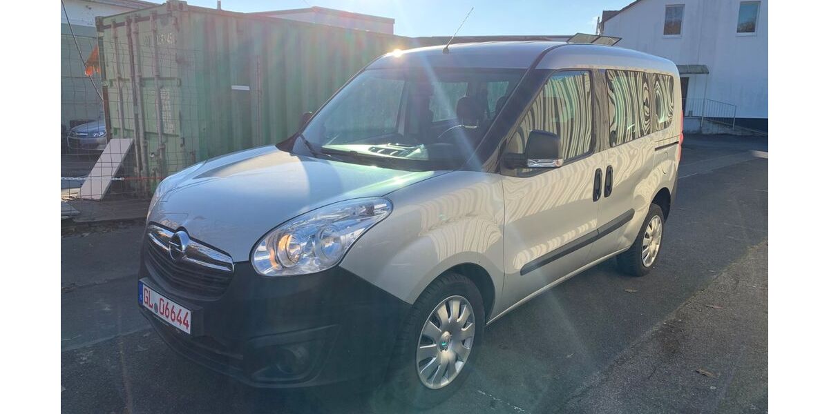 Opel Combo 95.000 km 7.499 € Bergisch Gladbach 51465