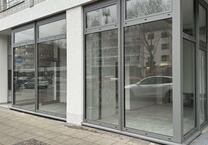 Attraktives Ladenlokal mit neuer Schaufensteranlage auf der beliebten Aachener Straße!