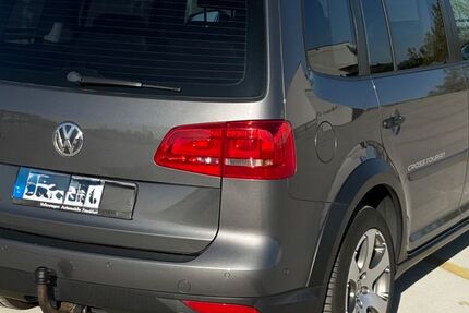 VW Touran 227.000 km 9.900 &euro; Siegburg 53721