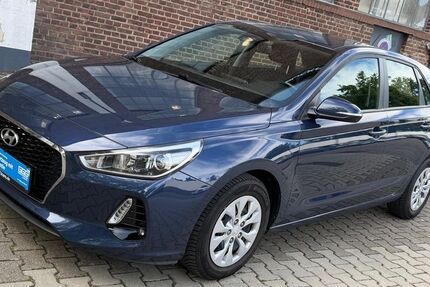 Hyundai i30 85.271 km 10.890 &euro; Köln 51069
