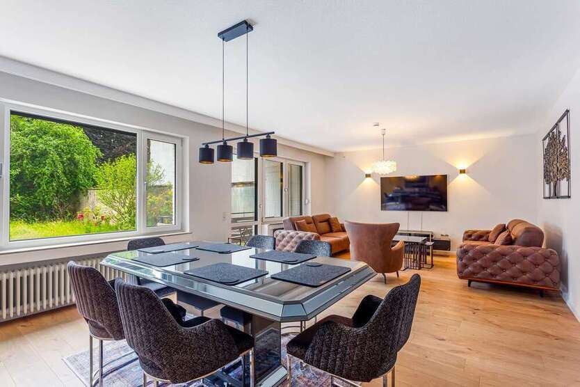 Wohnung zum Kaufen in Neuss 349.000 € 95 m²