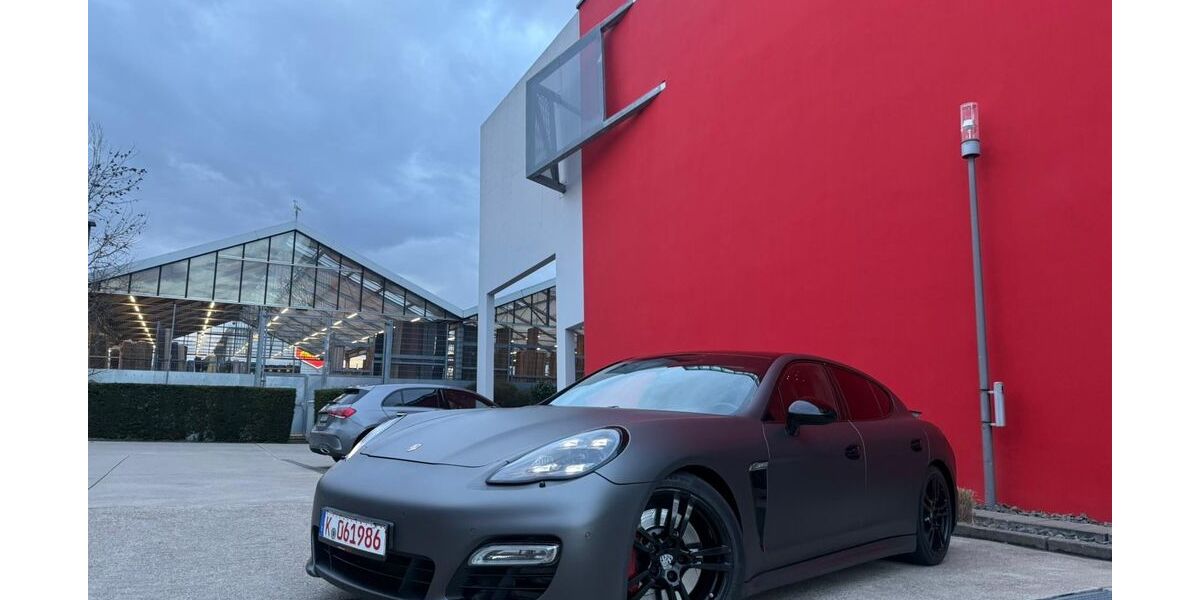 Porsche Panamera 106.000 km 23.900 &euro; Köln 50939
