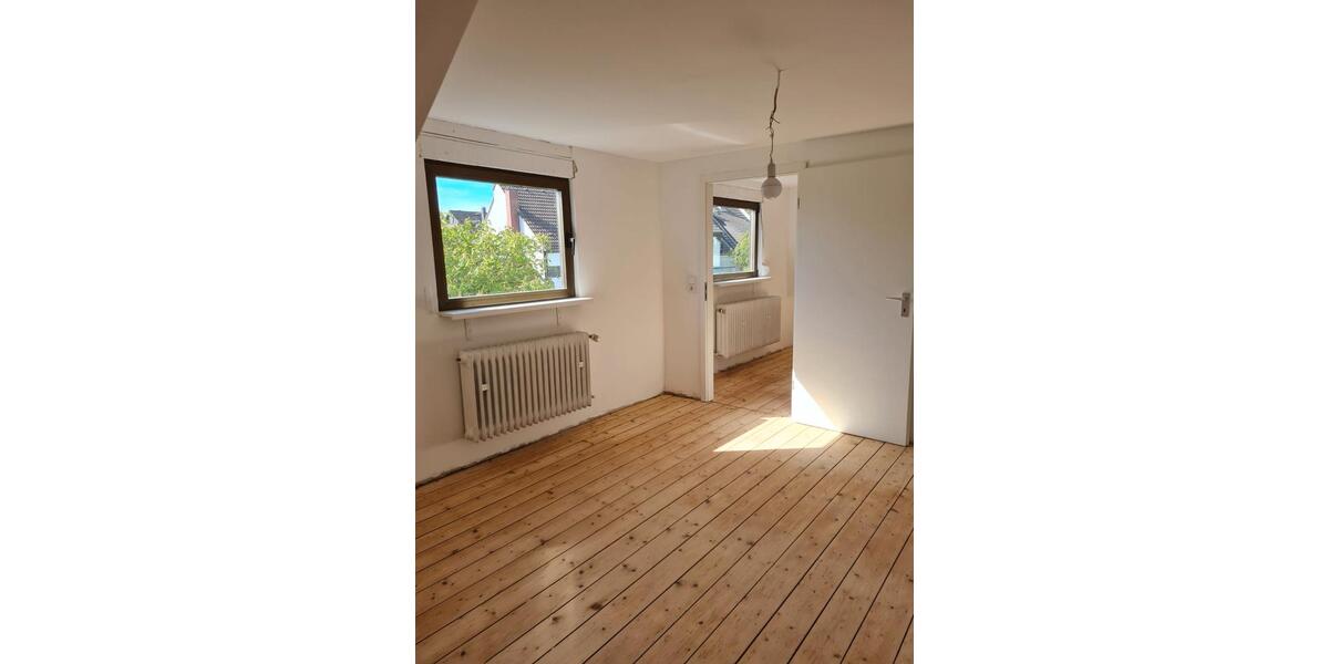 Reihenhaus Köln Nippes - 7 Zimmer, 122 m&sup2;, 2.195&euro; | Angebot:26117605