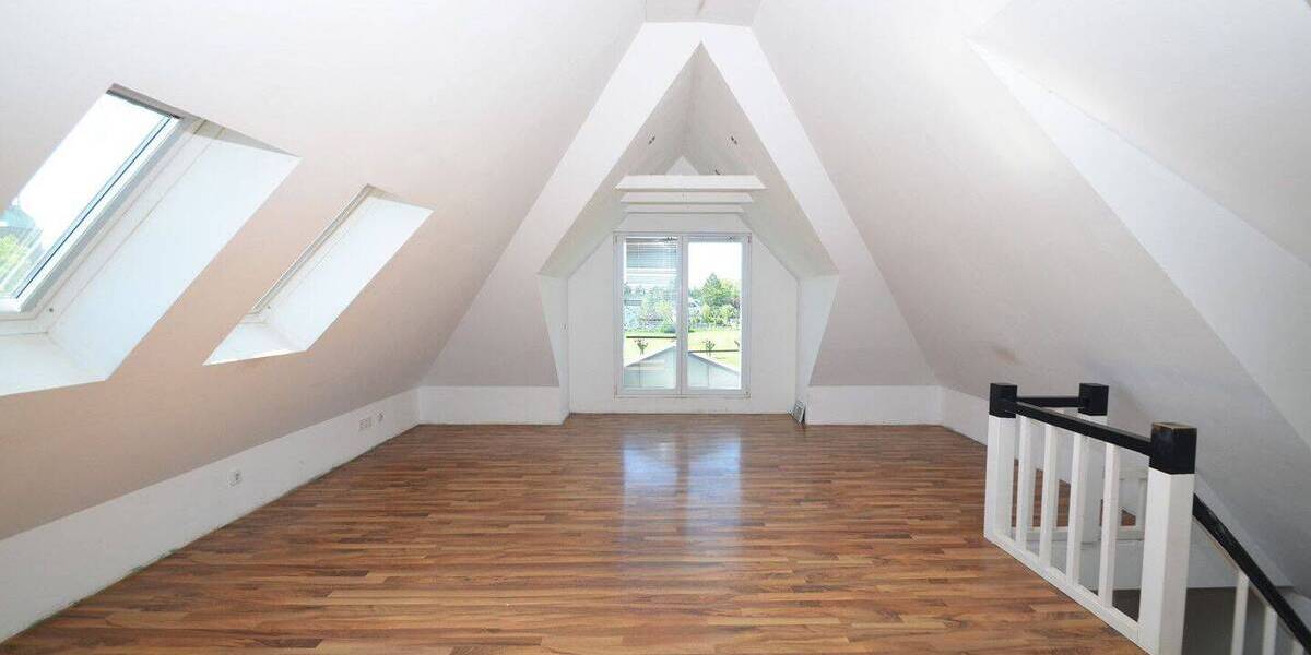 Mehrfamilienhaus, Wohnhaus Köln Sürth - 8 Zimmer, 213 m&sup2;, 720.000&euro; | Angebot:26853377