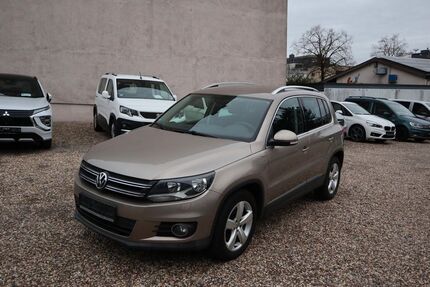 VW Tiguan 131.955 km 10.990 &euro; Solingen 42653