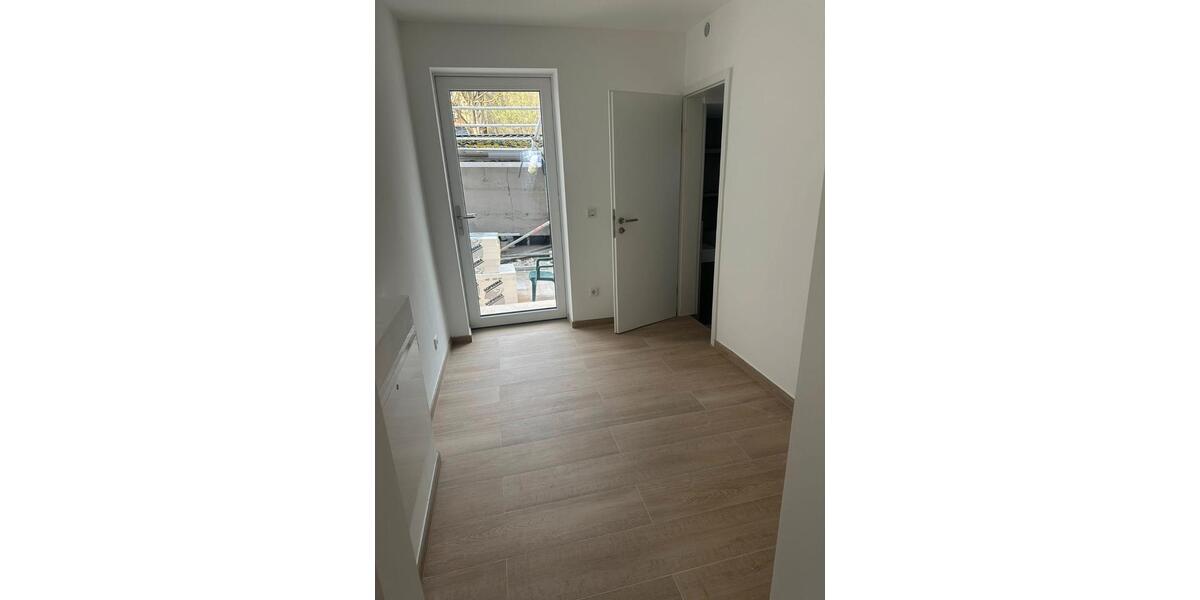 Erdgeschoßwohnung Bornheim - 3 Zimmer, 77 m&sup2;, 1.200&euro; | Angebot:26271485
