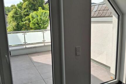 Moderne 3 Zimmerwohnung mit Terrasse & Balkon gute ÖPNV Anbindung 3 zimmer