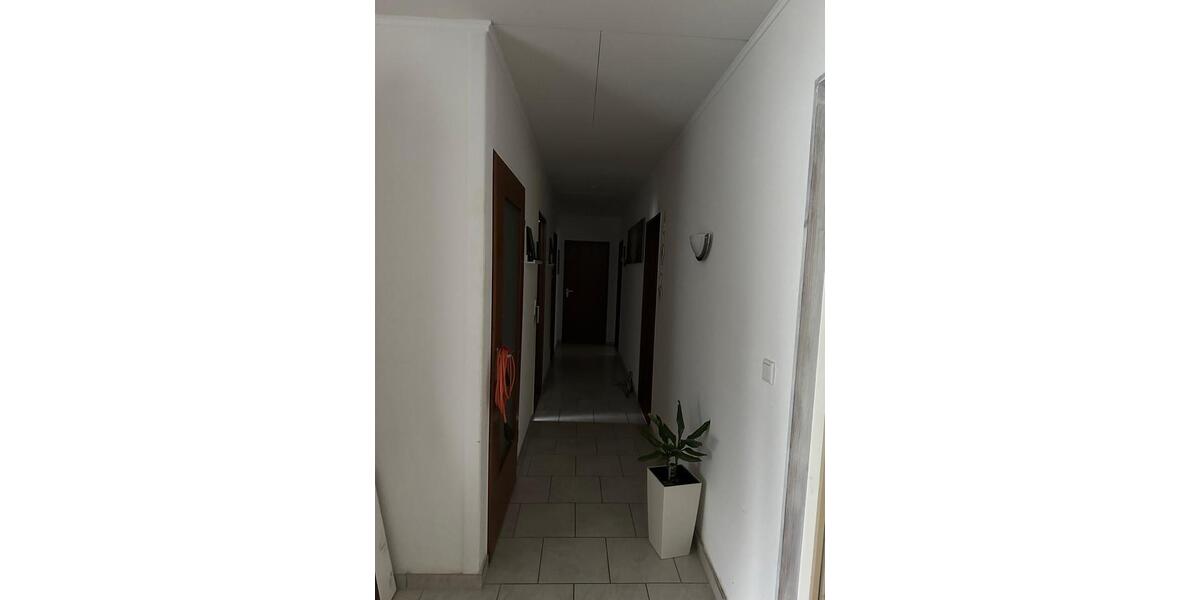 Einfamilienhaus Wermelskirchen - 5 Zimmer, 140 m&sup2;, 1.100&euro; | Angebot:25422422