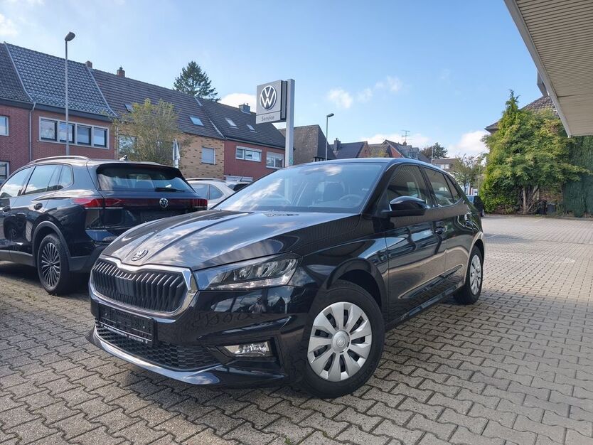 Skoda Fabia 4.200 km 17.490 € Grevenbroich 41516