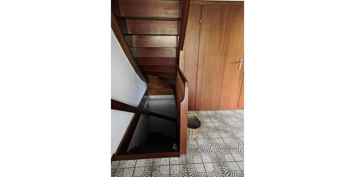 Mehrfamilienhaus, Wohnhaus Sankt Augustin Hangelar - 6 Zimmer, 202 m&sup2;, 610.000&euro; | Angebot:25660472