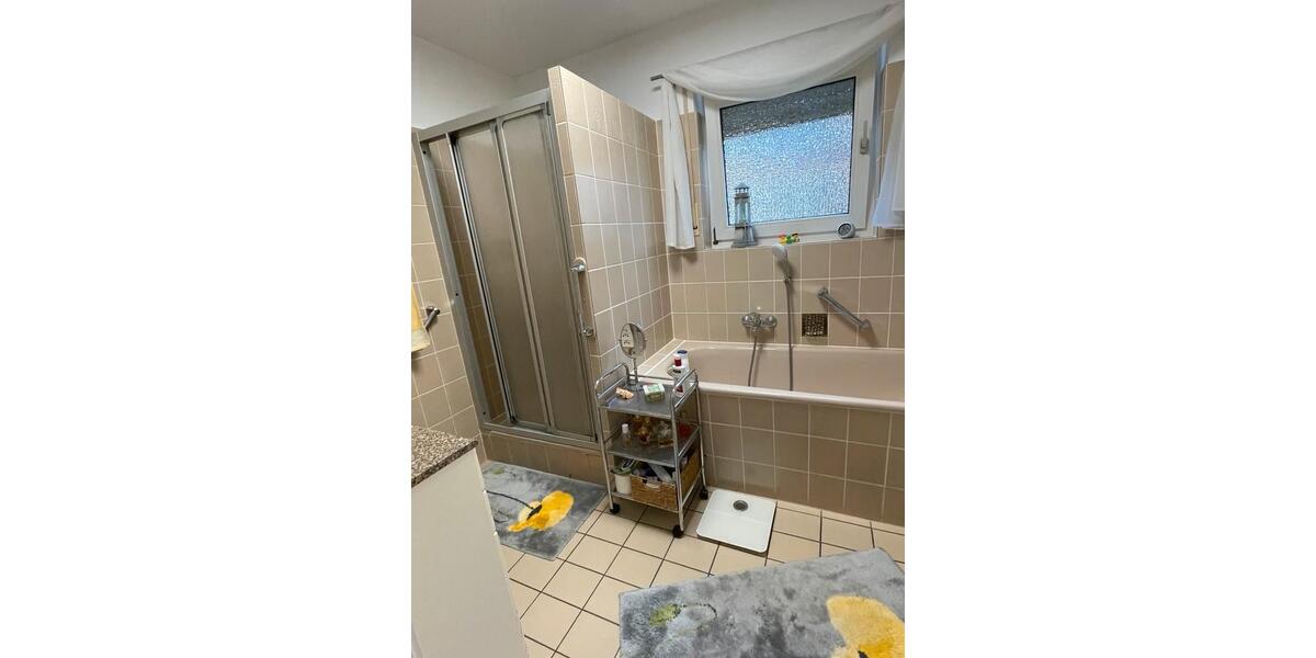 Etagenwohnung Burscheid - 3 Zimmer, 94 m&sup2;, 315.000&euro; | Angebot:26367649