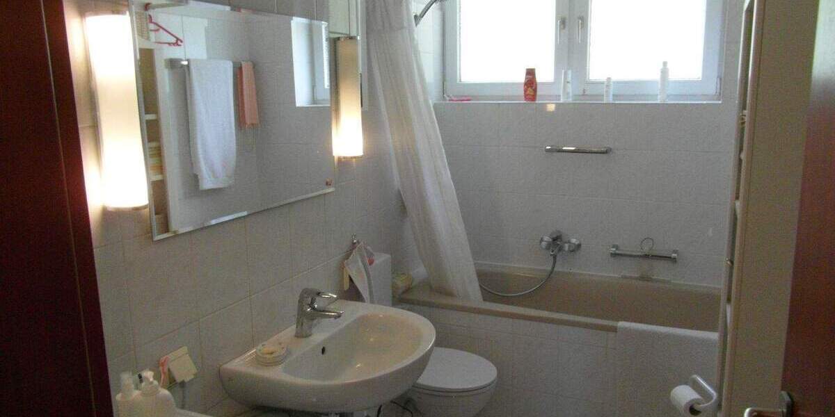 Etagenwohnung Bonn Dottendorf - 2 Zimmer, 63 m&sup2;, 245.000&euro; | Angebot:26306881