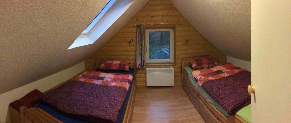 Einfamilienhaus Wermelskirchen - 4 Zimmer, 90 m&sup2;, 1.200&euro; | Angebot:27615796
