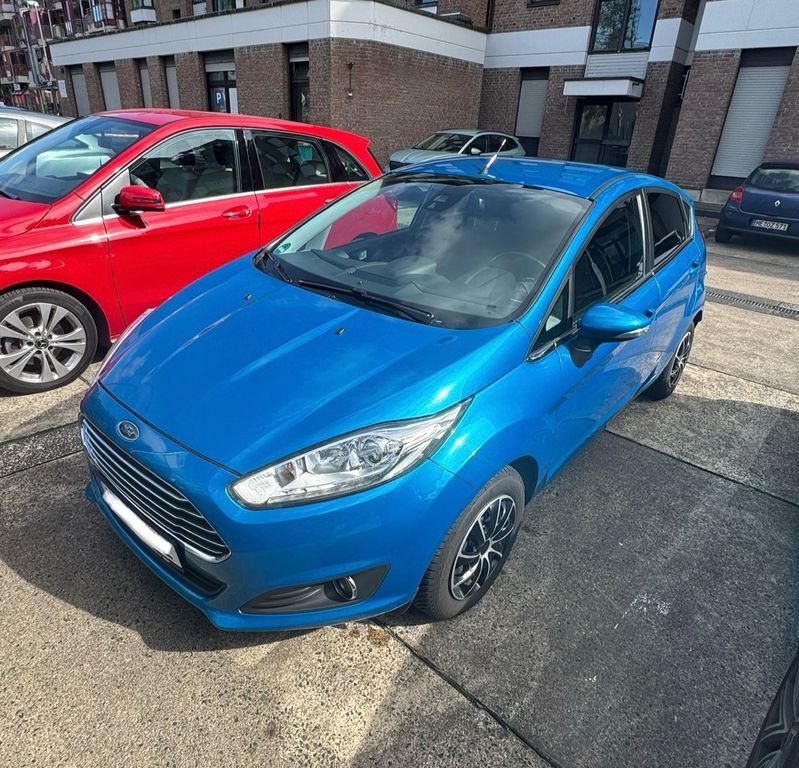 Ford Fiesta 180.000 km 4.200 € Langenfeld 40764