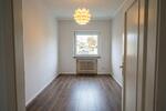 Etagenwohnung Leverkusen Opladen - 4 Zimmer, 99 m&sup2;, 1.055&euro; | Angebot:26382815