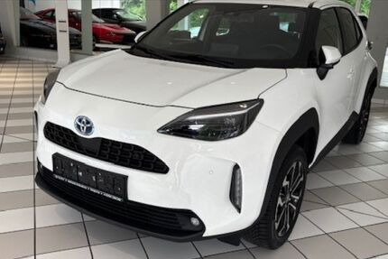 Toyota Yaris Cross 14.258 km 24.990 € Siegburg 53721