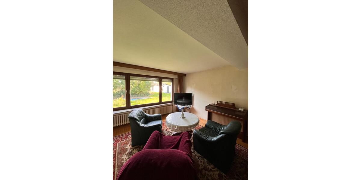 Einfamilienhaus Alfter - 10 Zimmer, 160 m&sup2;, 1.500&euro; | Angebot:25307305