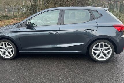 Seat Ibiza 74.000 km 13.100 &euro; Langenfeld 40764