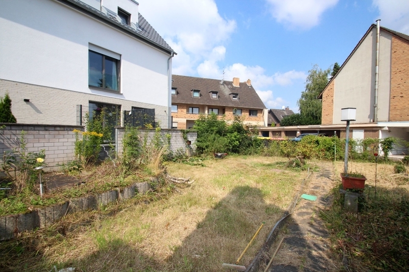 Stilvoll wohnen auf zwei Etagen – Maisonette-Wohnung mit 6 Zimmern, 2 Balkonen und Wintergarten in Hürth-Gleuel!