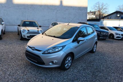 Ford Fiesta 182.600 km 2.550 &euro; Solingen 42653