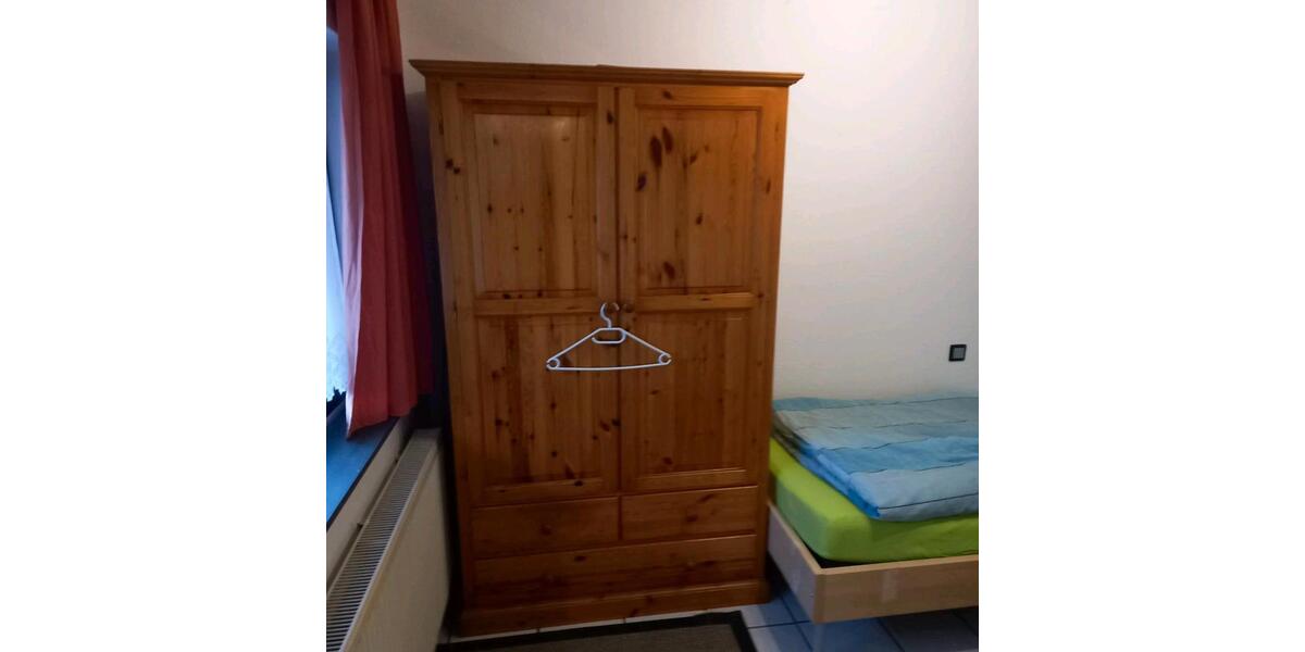 Einfamilienhaus Solingen Central - 3 Zimmer, 65 m&sup2;, 700&euro; | Angebot:25378276