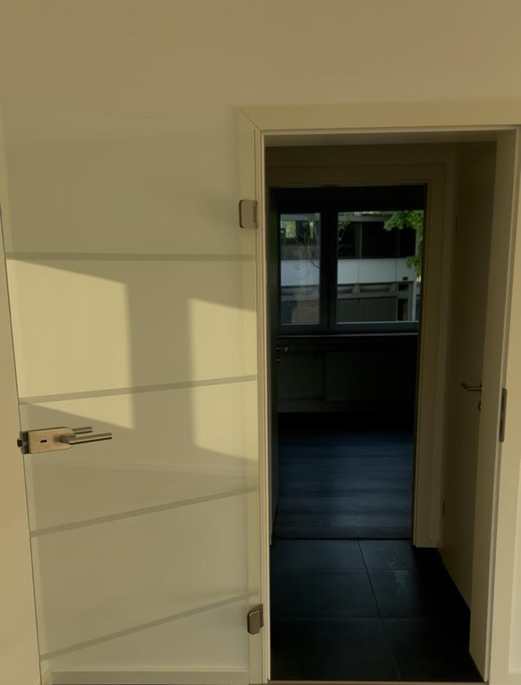 Schöne Wohnung im Grünen mit Balkon!