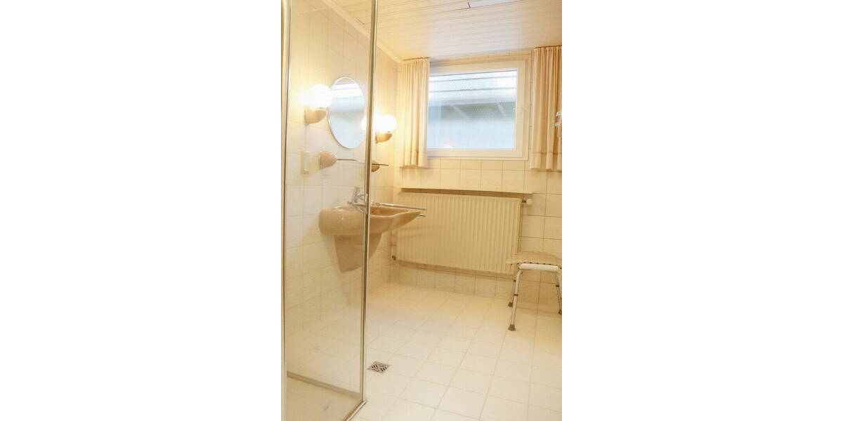 Bungalow Köln Seeberg - 7 Zimmer, 120 m&sup2;, 580.000&euro; | Angebot:26217978