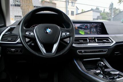 BMW X5 150.000 km 42.440 € Köln 51107