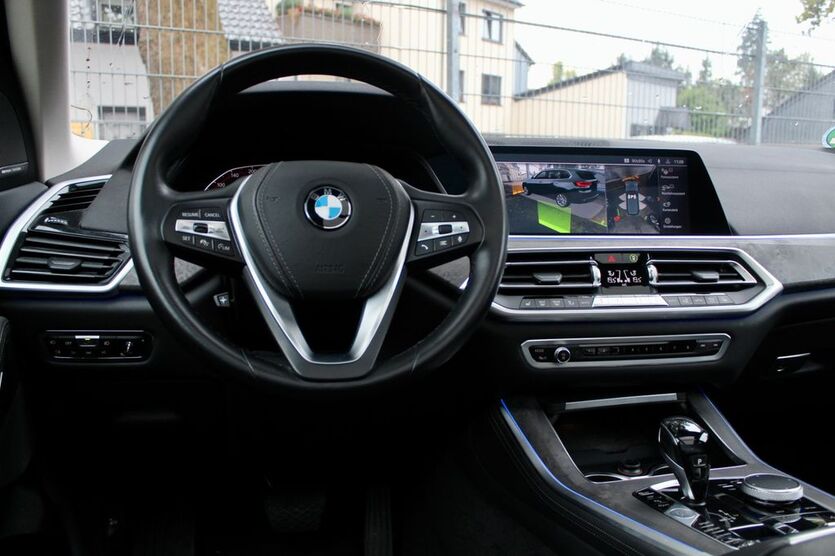 BMW X5 150.000 km 42.440 € Köln 51107