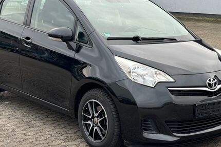 Toyota Verso-S 81.550 km 8.950 &euro; Bornheim 53332