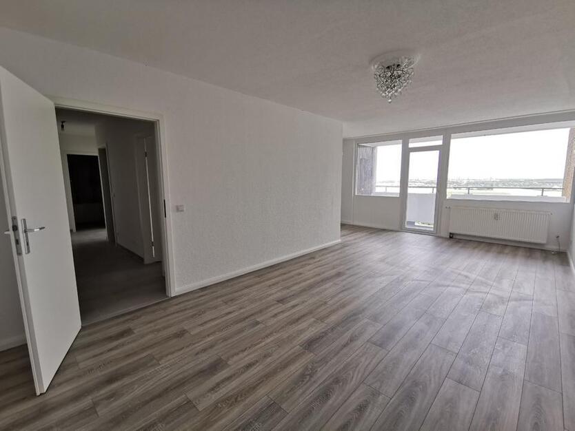 Sanierte 3 Zimmer Wohnung sehr hohe Rendite