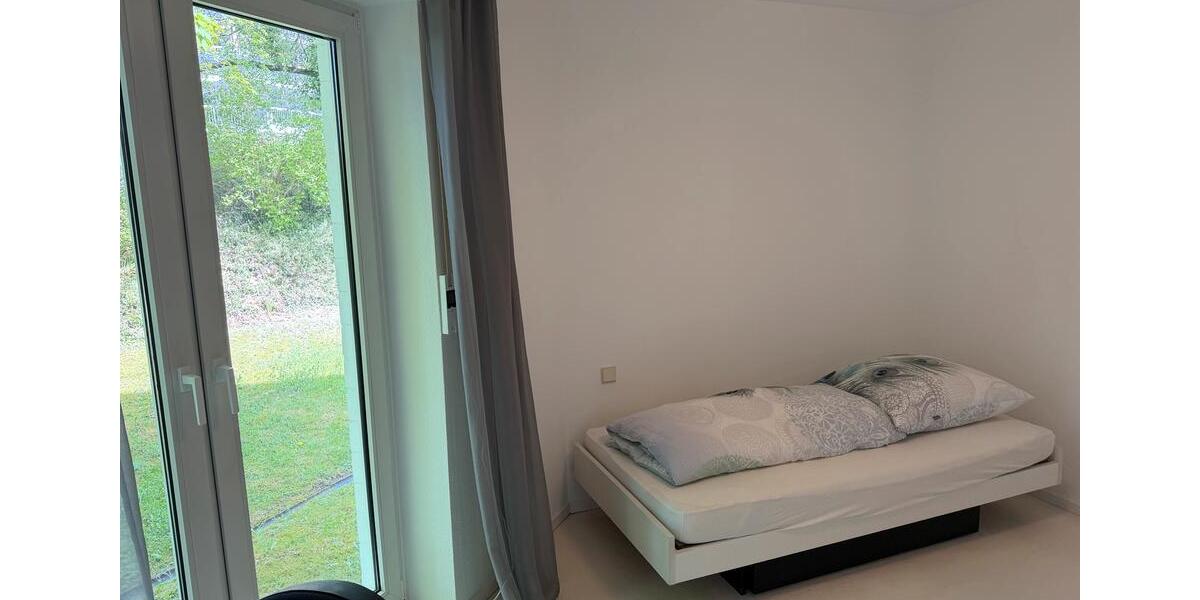 Erdgeschoßwohnung Bergisch Gladbach Gronau - 3 Zimmer, 110 m&sup2;, 1.800&euro; | Angebot:26326053