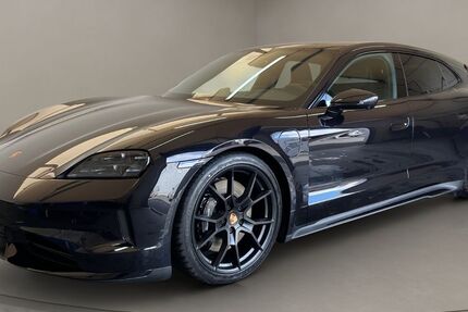 Porsche Taycan 10.000 km 138.800 &euro; Köln 50823