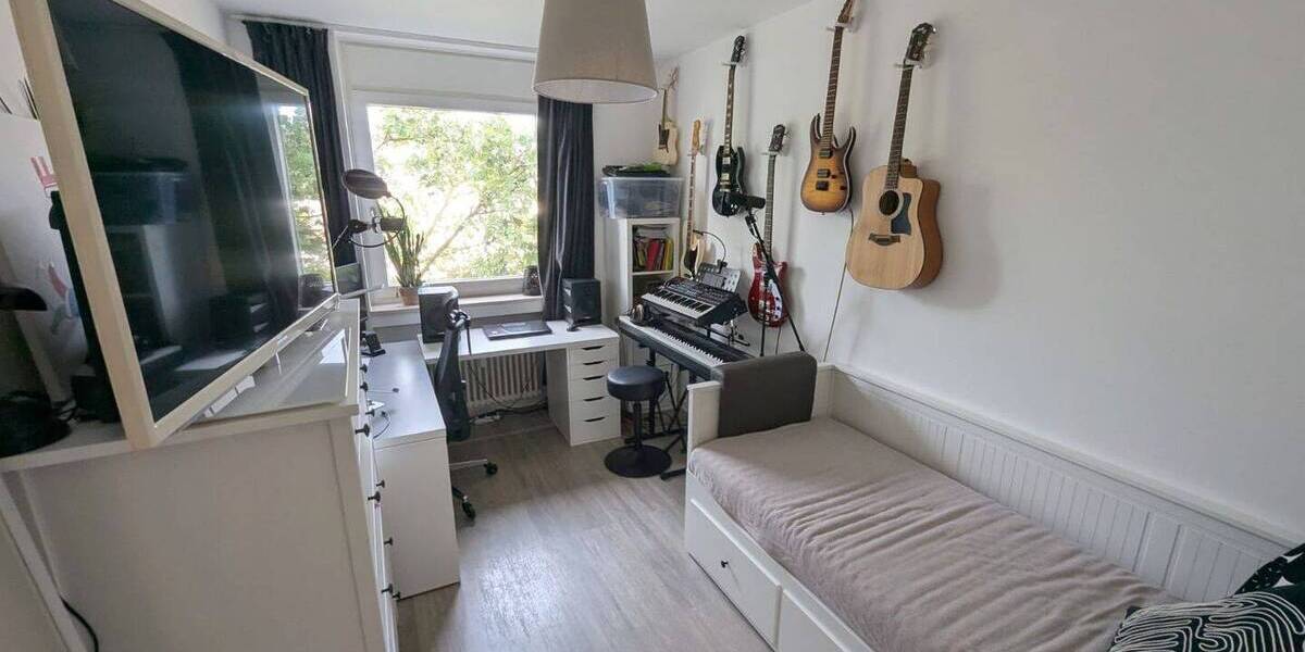Etagenwohnung Köln Bayenthal - 4 Zimmer, 103 m&sup2;, 1.600&euro; | Angebot:26858790