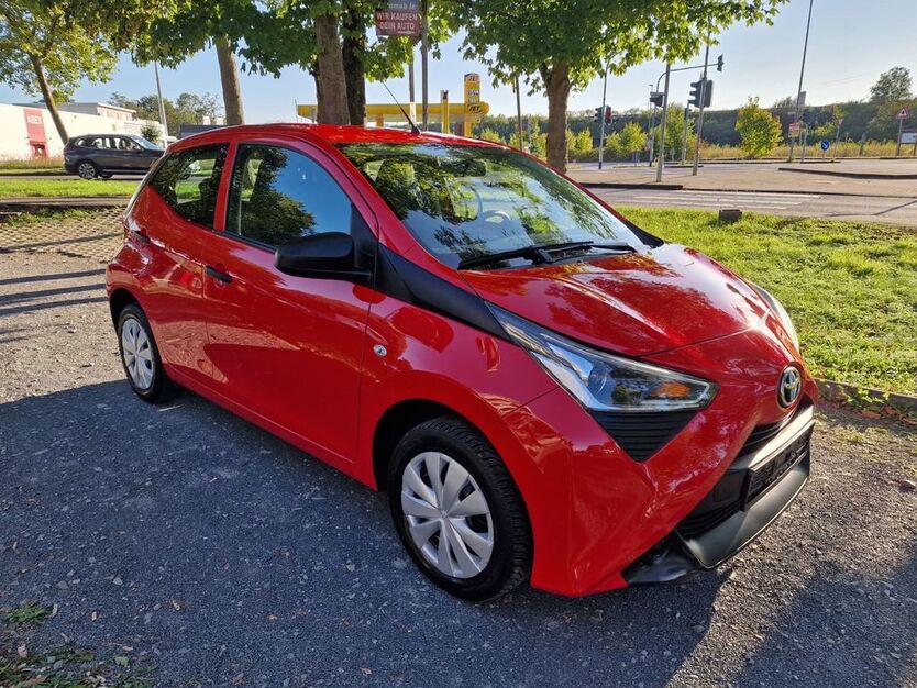 Toyota Aygo (X) 40.000 km 8.750 € Köln 51107