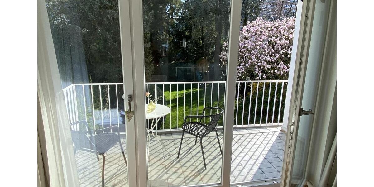 Etagenwohnung Köln Rodenkirchen - 2.5 Zimmer, 90 m&sup2;, 1.700&euro; | Angebot:26493788