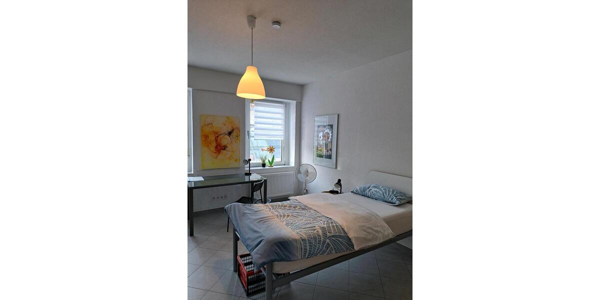 Etagenwohnung Leverkusen - 1 Zimmer, 20 m&sup2;, 550&euro; | Angebot:25394230