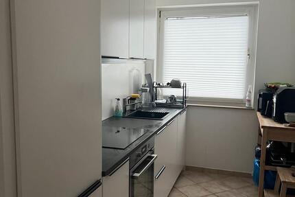 Untervermietung – 2-Zimmer-Wohnung in Köln-Pesch zimmer