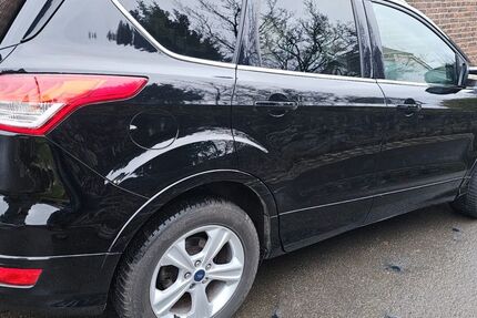 Ford Kuga 145.000 km 10.900 &euro; Hennef (Sieg) 53773