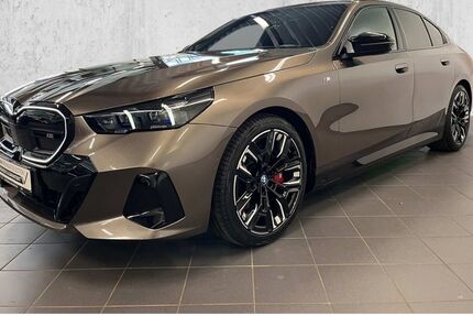 BMW i5 16.757 km 78.850 &euro; Solingen 42719