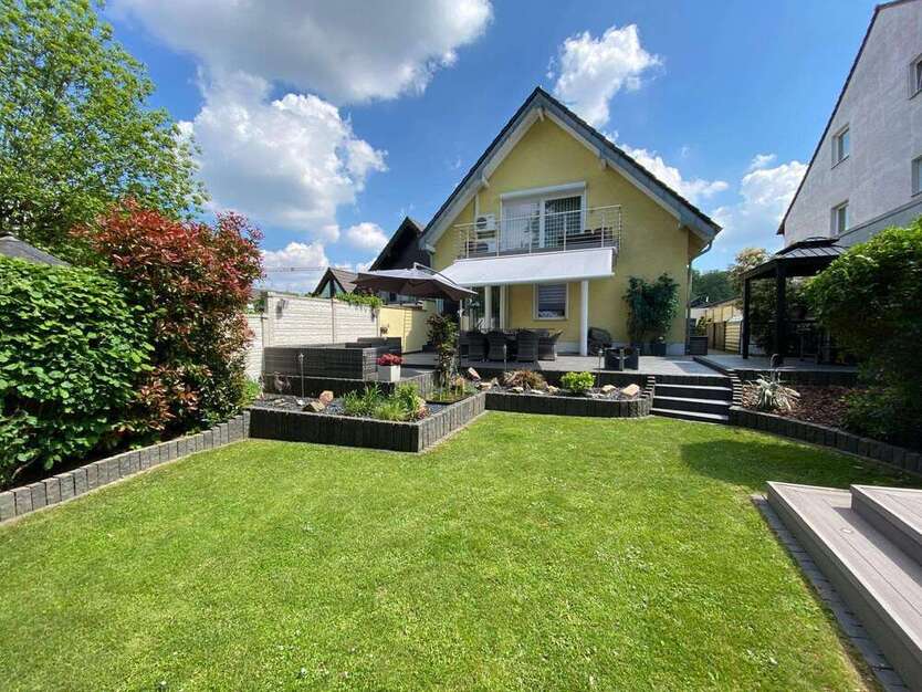 Haus zum Kaufen in Frechen 995.000 € 222 m²