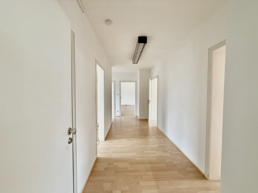 Büro in Bonn 389.000 € 150 m²