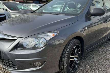 Hyundai i30 73.000 km 6.500 &euro; Troisdorf Sieglar 53844